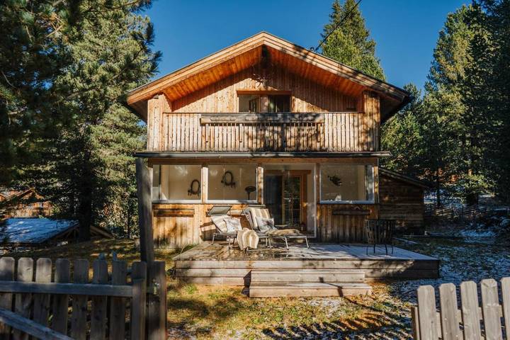Ferienhaus für 6 Personen, mit Ausblick und Sauna sowie Garten