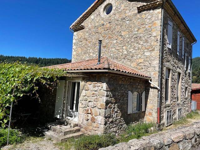 Gite du Brion in Accons, Parc naturel régional des Monts d'Ardèche