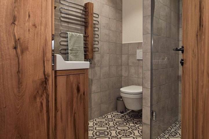 Hütte für 8 Personen, mit Sauna und Balkon sowie Garten und Pool in Schröcken - 3