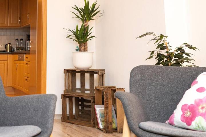 Ferienwohnung für 4 Personen, mit Terrasse und Ausblick in Rhodt unter Rietburg - 2