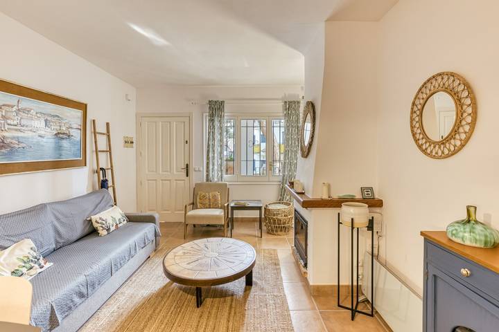 Geheel appartement, Appartement 'Calella Pallafrugell' met privé terras in Platgeta d'en Cosme (Palafrugell), Palafrugell