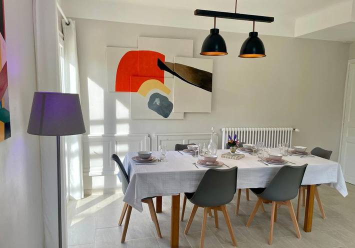 Location de vacances pour 6 personnes, avec jardin et vue à Chavagne - 4