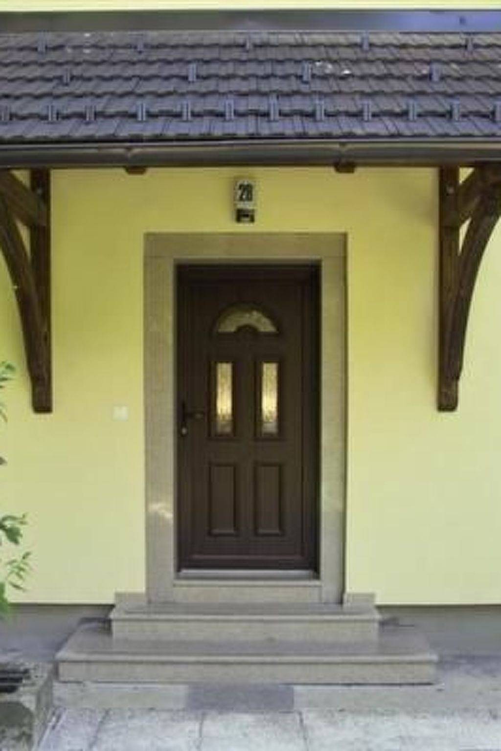 Apartamento entero, Kleines Haus am Rande des Waldes in Kranj, Carniola