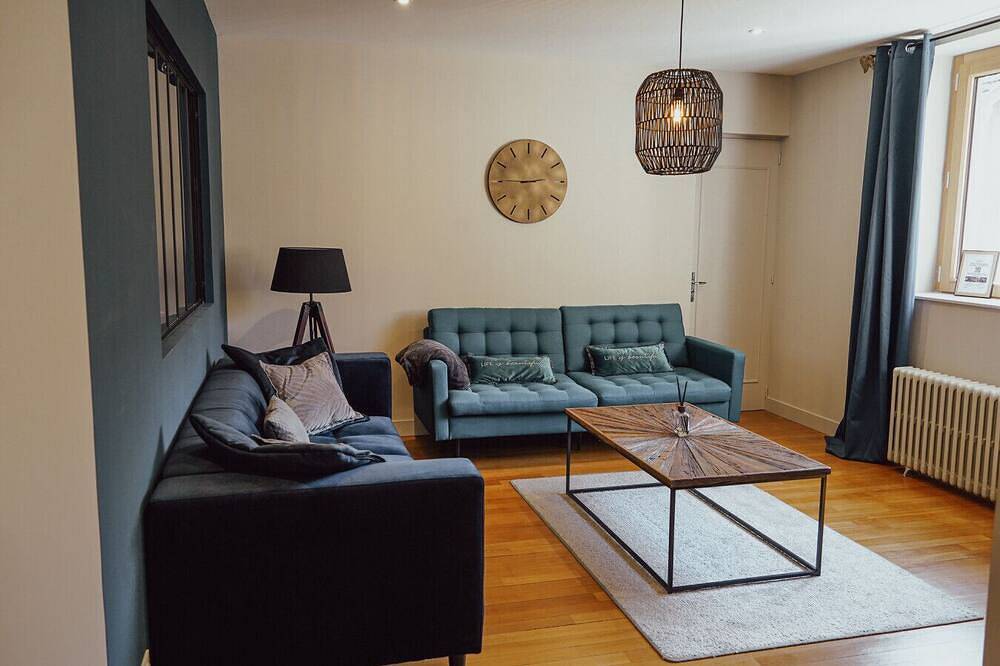 Entire apartment, Les Résidences Gueguen - Suite Grenouilles in Chablis, Auxerre region