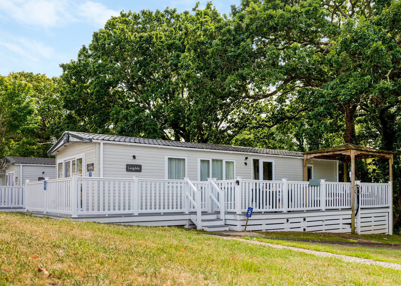Sublime Caravan 2 in Milford-on-Sea, Hampshire