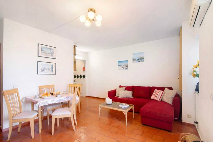 Apartamento inteiro, Apartamento 'Apartarment Azur' com Wi-Fi in Monte Choro, Albufeira e Olhos de Água