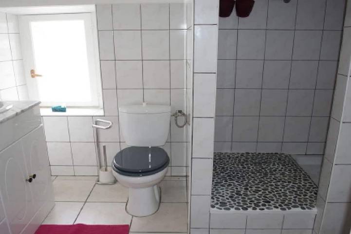 Gîte pour 2 personnes, avec jardin à Bellegarde-du-Razès - 4