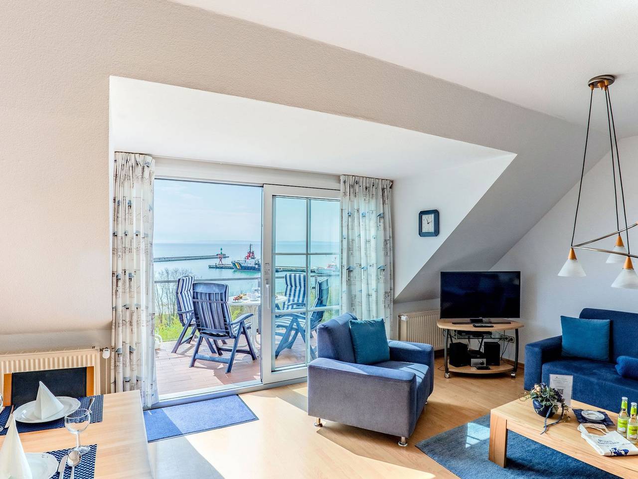 Ganze Ferienwohnung, Ferienhaus Trelleborg, Wohnung 3 - Ferienhaus Trelleborg, Wohnung 3 in Sassnitz, Nationalpark Jasmund