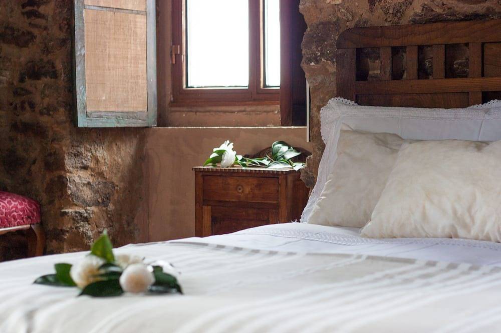 Ländliches Haus in Santiago de Compostela restauriert mit privatem Parkplatz in Santiago de Compostela, La Coruña Provinz