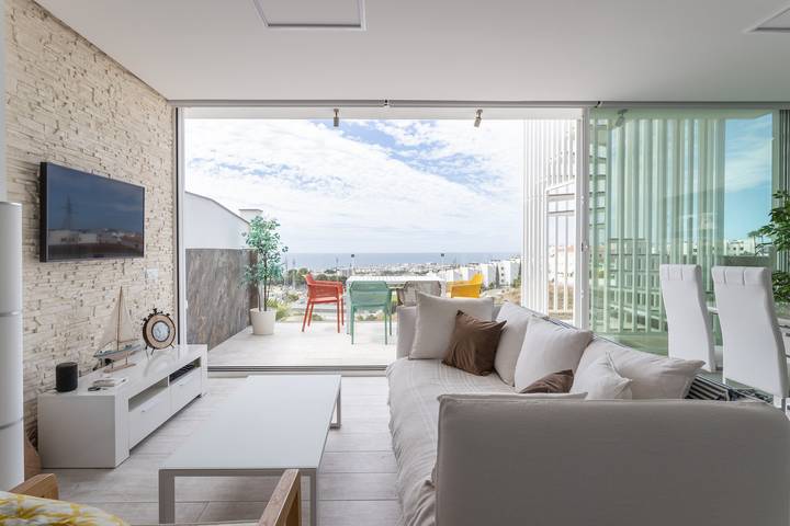Entire apartment, Holiday Apartment "Nerja Luxury" with Sea View, Terrace & Wi-Fi in Nerja, Cordillera Penibética