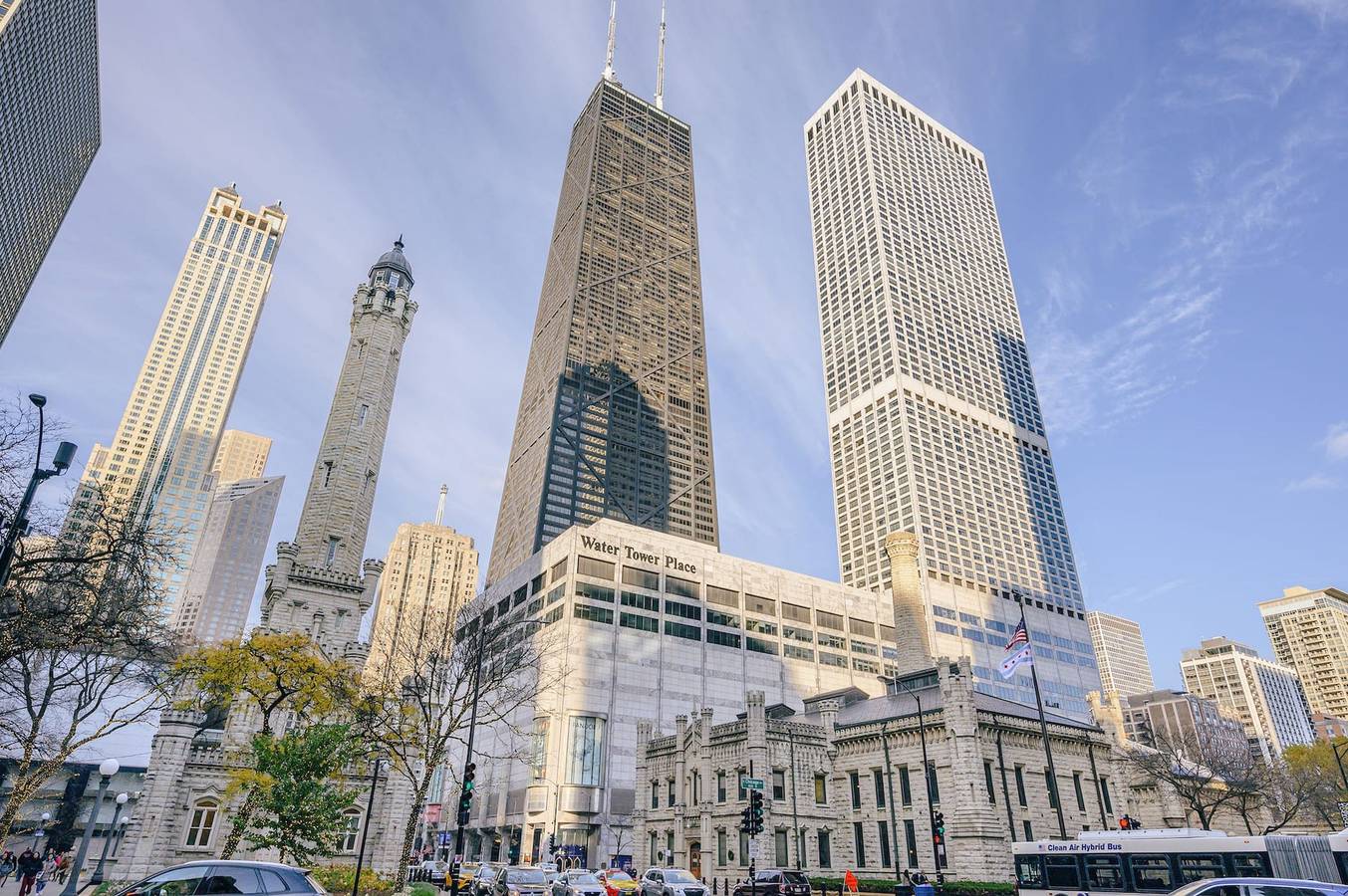 Entire apartment, Kasa | Studio + In-Unit W/D, Walk to Shopping | Chicago in Chicago, Cook County
