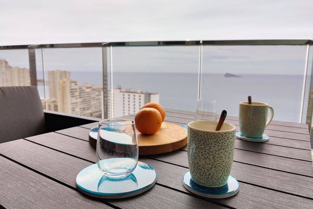 Ganze Wohnung, Sunset Waves sea & sky apartment in Benidorm, Costa Blanca