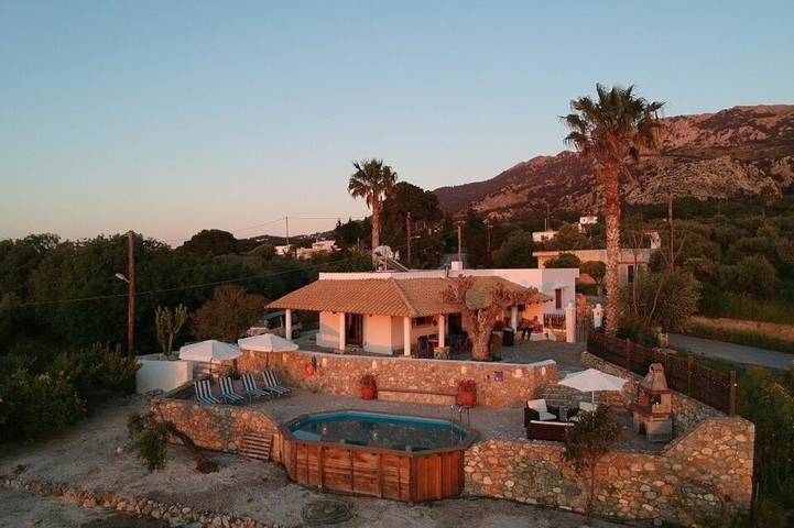 Villa for 6 people, with garden and terrace in Kos