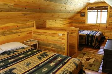 Log Cabin for 4 People in Glacier National Park, Flathead County, Photo 1