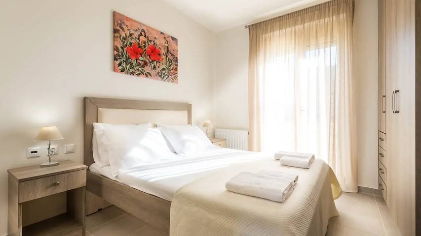 Location de vacances pour 9 personnes, avec piscine et jardin dans Triopetra - 4
