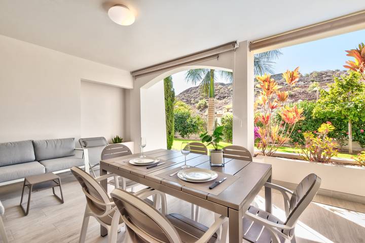 Ferienhaus für 3 Personen, mit Balkon und Terrasse sowie Garten und Kinderpool