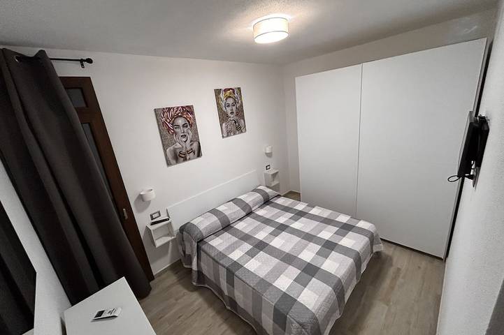 Location de vacances pour 4 personnes, avec jardin dans San Giovanni Sardinia - 3