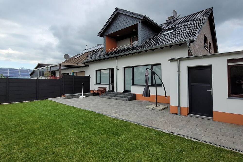 Ganze Wohnung, 5-Bett-Ferienwohnung Dusche/Wc, 2 Schlafräume - Ferienwohnung Eule in Mechernich, Naturpark Hohes Venn-Eifel