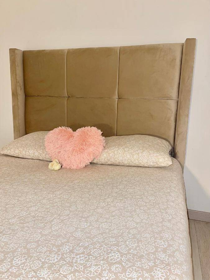 Appartement entier, One-Bedroom Apartment in Le Raincy, Seine-Saint-Denis