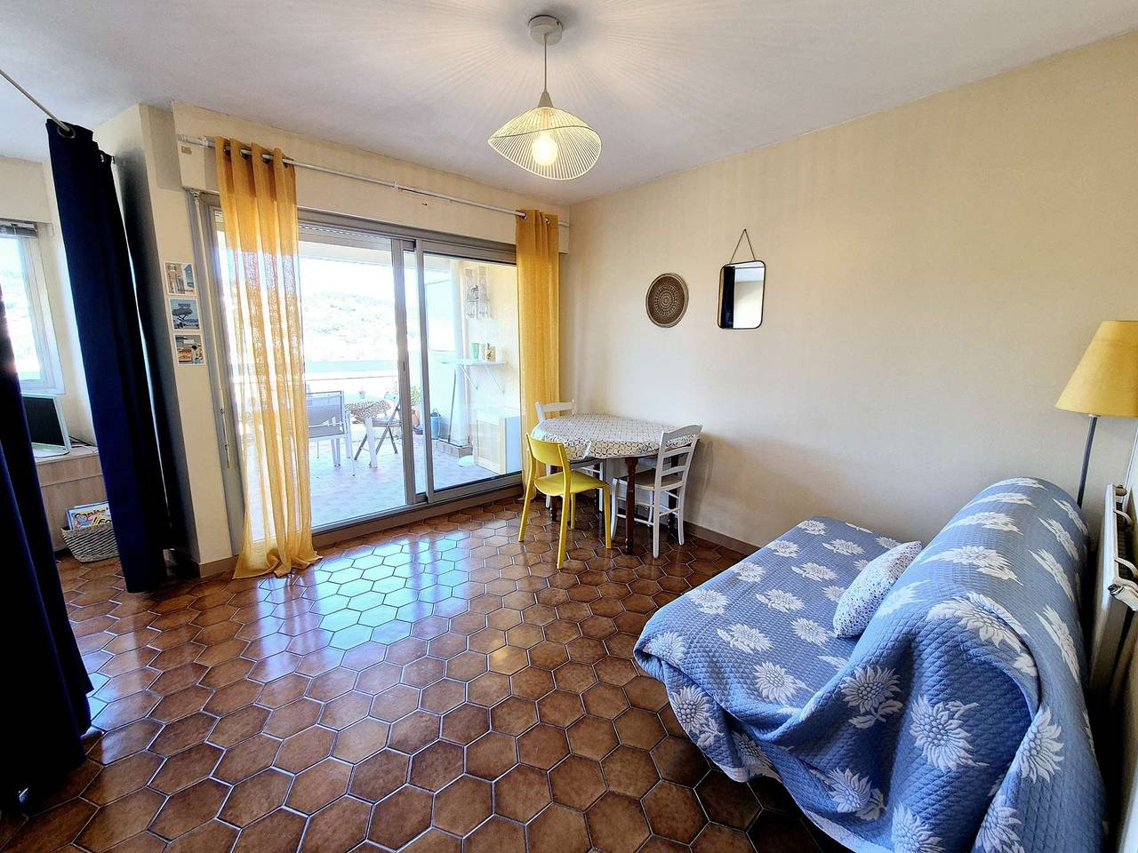 Ganze Ferienwohnung, Ferienwohnung für 4 Personen mit Balkon in Saint-Mandrier-sur-Mer, Toulon Region