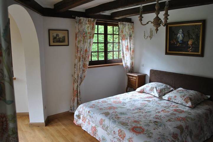 Location de vacances pour 12 personnes, avec piscine ainsi que jardin et sauna à Lohr (homonymie) - 2