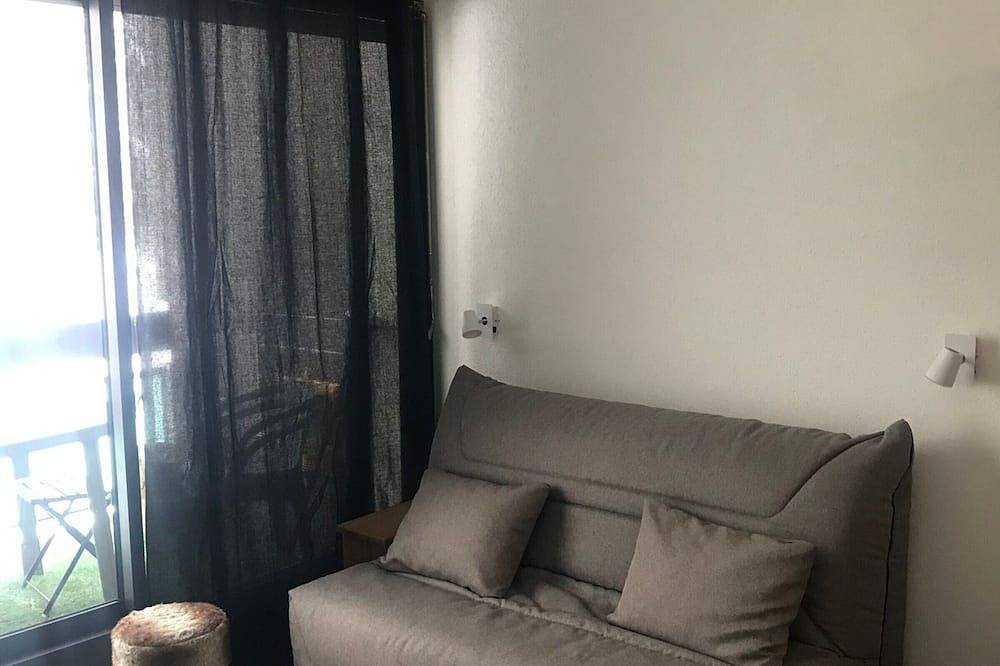 Ganze Wohnung, Studio an der Piste für 4 Personen mit großem Balkon in La Joue du Loup, Le Dévoluy