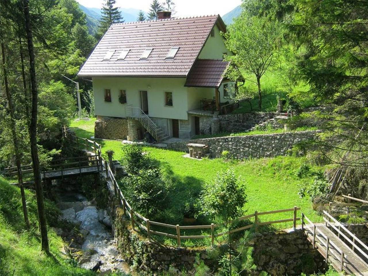 Geräumiges Ferienhaus inmitten der Natur in Tolmin, Slowenien