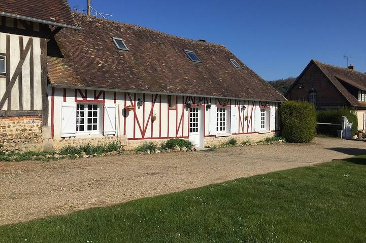 Maison de vacances pour 7 personnes, avec Jardin à Bernay