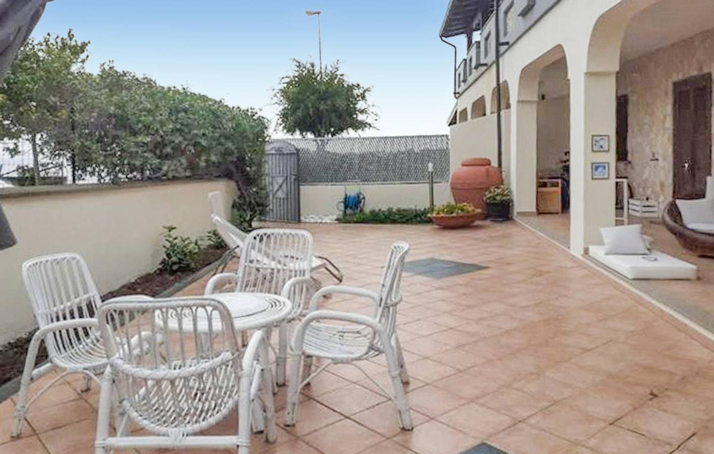 Lussuoso appartamento con piscina vicino alla spiaggia in Costa Tirrenica Calabria