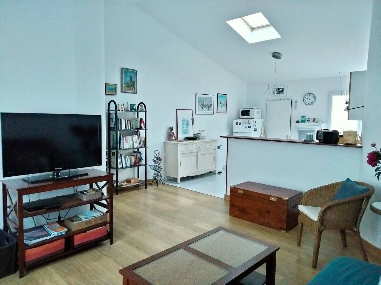 Cozy Fisherman's House, Renovated, Near Old Port & Beach, 3 Br, Garden, Fully Equipped in Les Sables-d'Olonne, Vendée