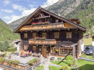 Ferienwohnung für 4 Personen, mit Terrasse und Garten in Zwieselstein