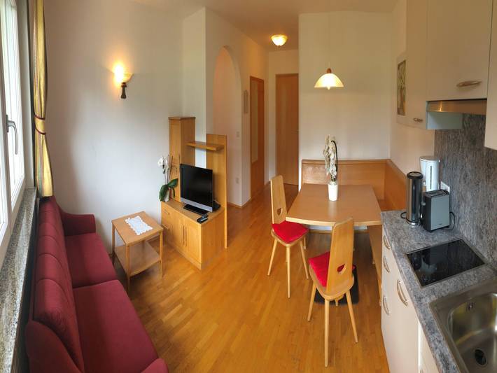 Ferienwohnung für 6 Personen, mit Balkon und Garten sowie Pool und Sauna in Latsch - 4