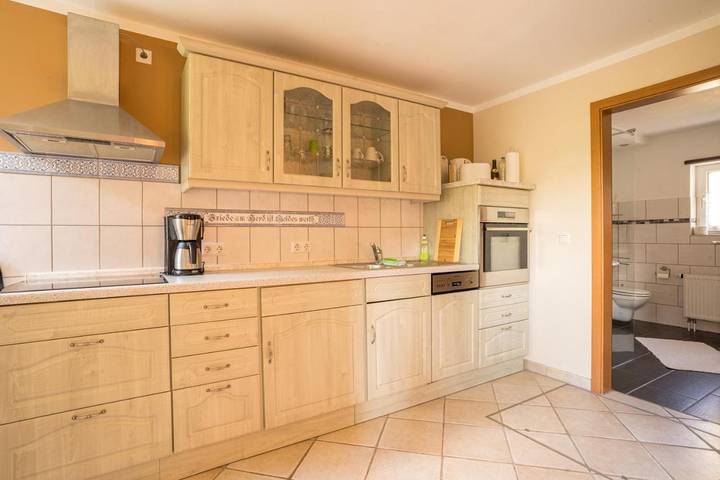 Ferienwohnung für 4 Personen, mit Garten und Ausblick in Großwoltersdorf - 2