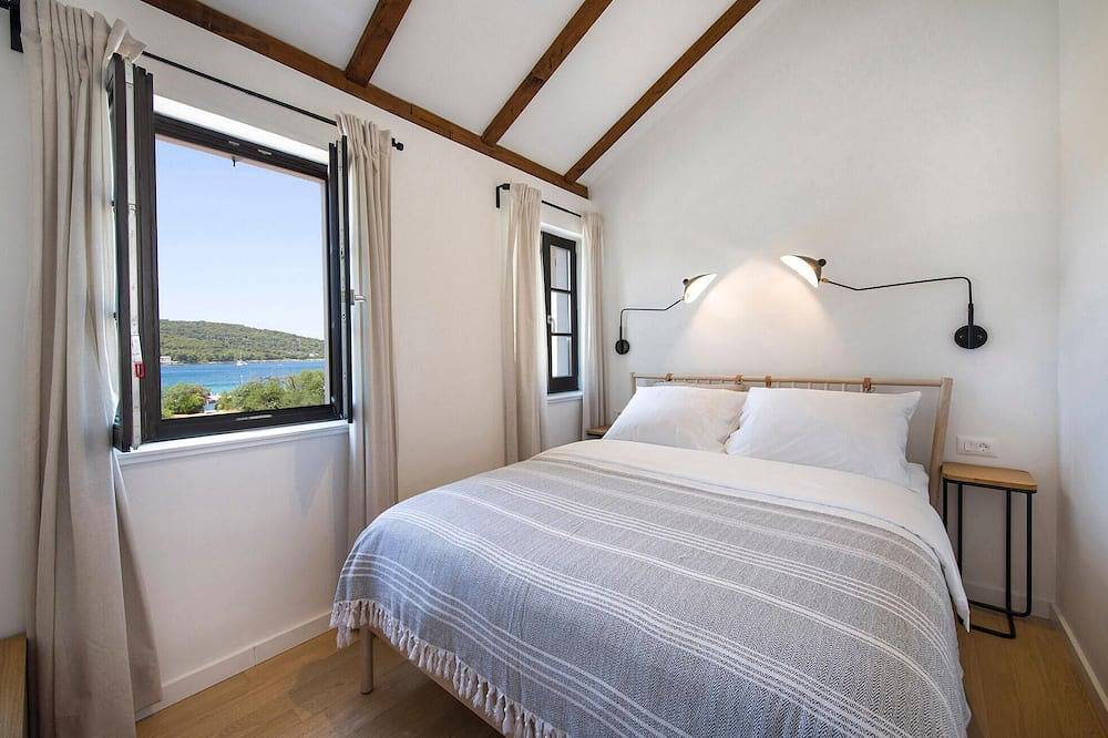 Fantastisches Haus mit 4 Schlafzimmern. in Zlarin (Kroatische Adria), Dalmatinische Inseln