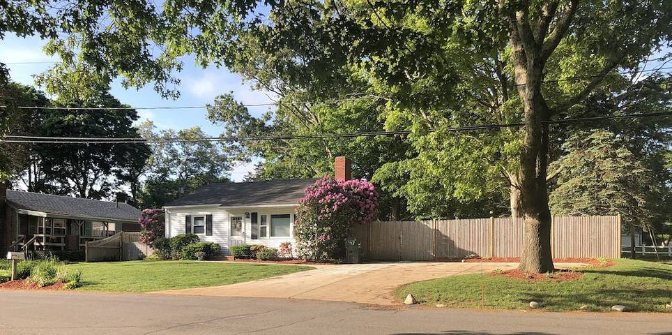 Vacation rental for 7 people, with yard in Plymouth (MA)