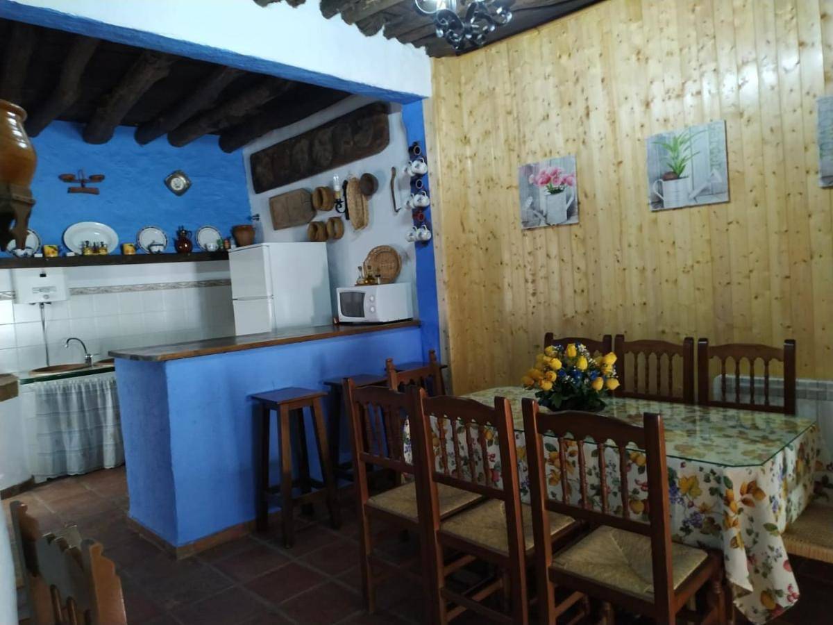 Four-Bedroom House in Parauta, Province de Málaga