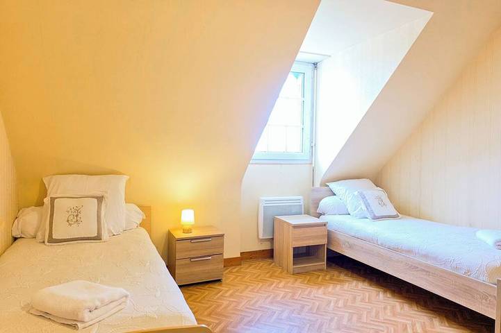 Location de vacances pour 10 personnes, avec terrasse et jardin dans Plage du Moulin - 4