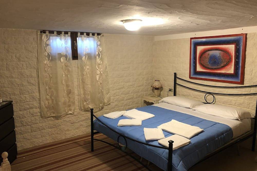 Komfortable und unabhängige Villa in Porto Columbu in Porto Columbu, Sarroch