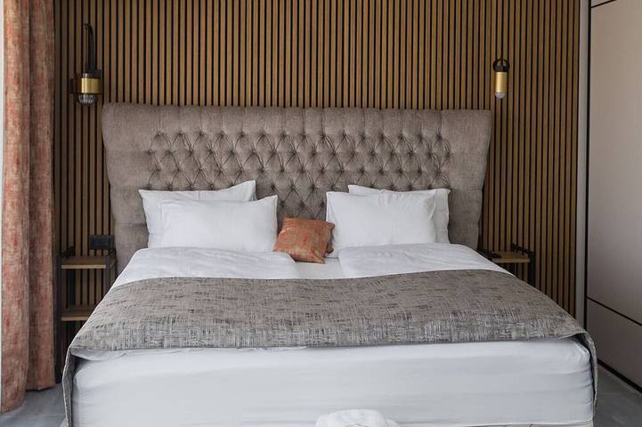 Ferienhaus für 6 Personen, mit Balkon und Garten sowie Pool in Bar - 2