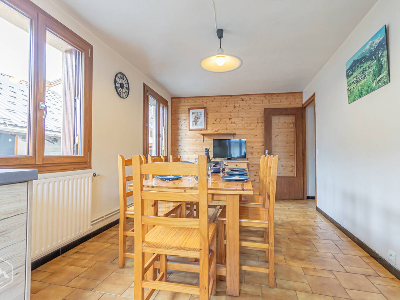 Entire apartment, Spacious apartment, village center, pets allowed in Aussois, Saint-Jean-de-Maurienne region