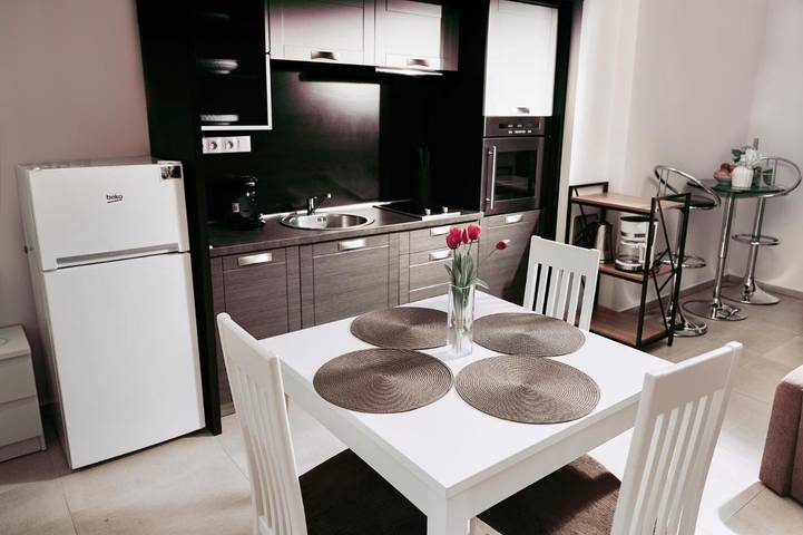 Appartement de vacances pour 5 personnes, avec vue et jardin