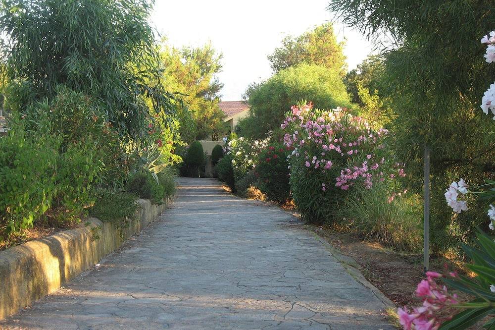 Appartement entier, Porticcio: appartement avec terrasse, vue sur mer, piscine et plage à 800m in Porticcio, Grosseto-Prugna