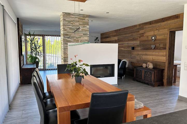 Ferienhaus für 8 Personen, mit Balkon und Garten, mit Haustier