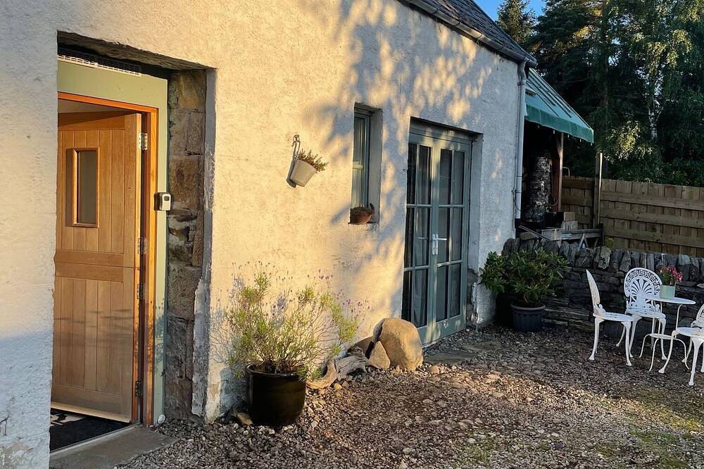 Ganze Wohnung, Chestnut Cottage - Ground floor barn conversion in the Cairngorm National Park in Highlands