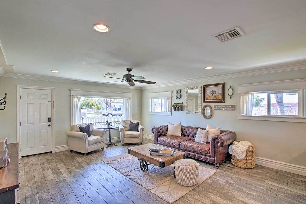 Families w/ Pets Welcome! Dtwn Gilbert Retreat in Gilbert, Maricopa County