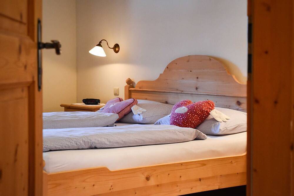 Ganze Wohnung, Ferienwohnung Heuboden - Gästehaus Moarhof in Bad Wiessee, Bayerische Alpen