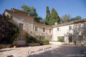 Cottage pour 4 personnes, avec piscine ainsi que jardin et vue, animaux acceptés à Crastes