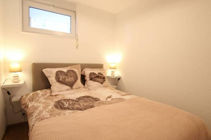 Appartement entier, Appartement cosy avec loggia vue mer, animaux admis in Donville-les-Bains, Côte de la Déroute