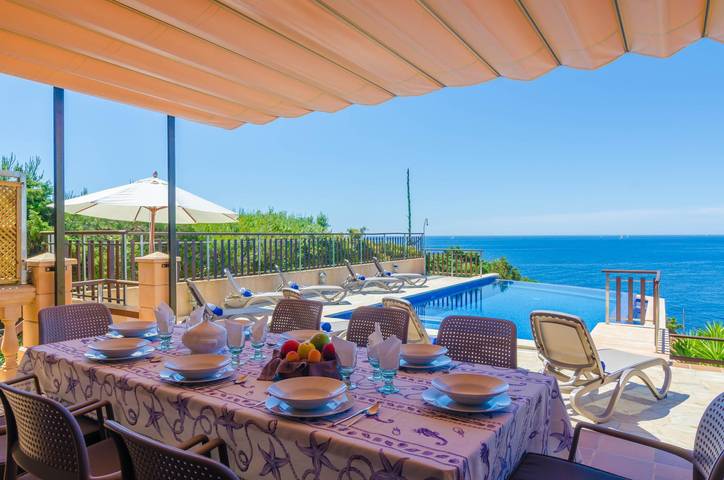 Ses Penyes Rotges, (Antes Sa Penya Trencada) in Cala Barca, Santanyí