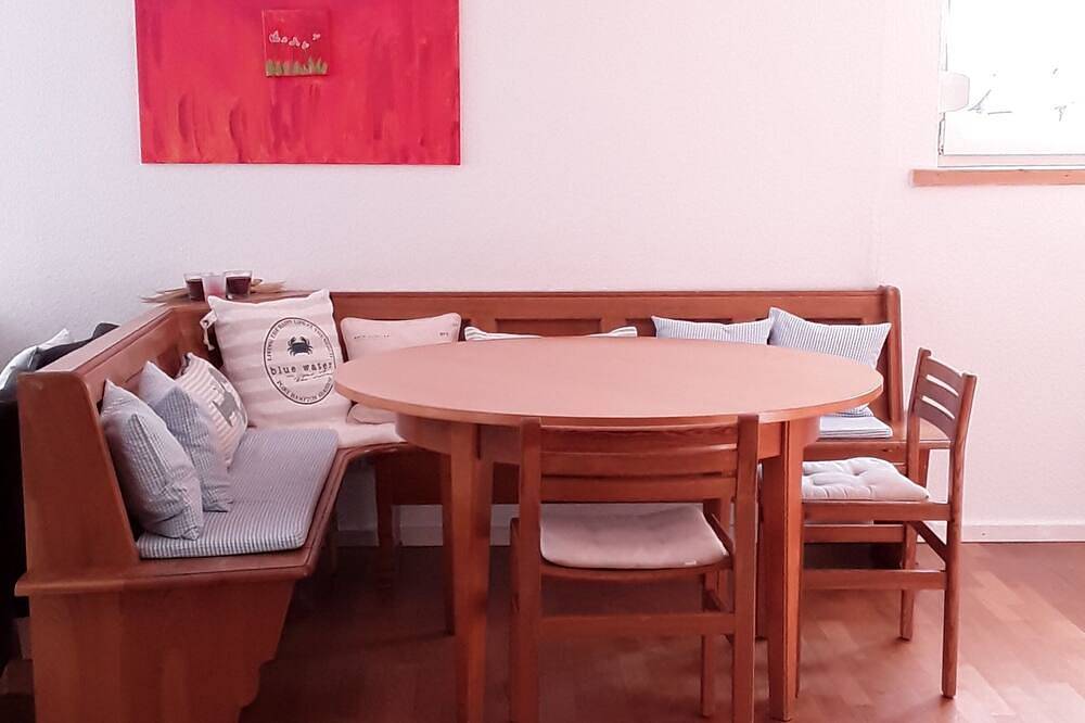 Entire apartment, Absolute peace, 73 m² apartment in Langenargen - holiday on Lake Constance ... in Langenargen, Obersee (Bodensee)